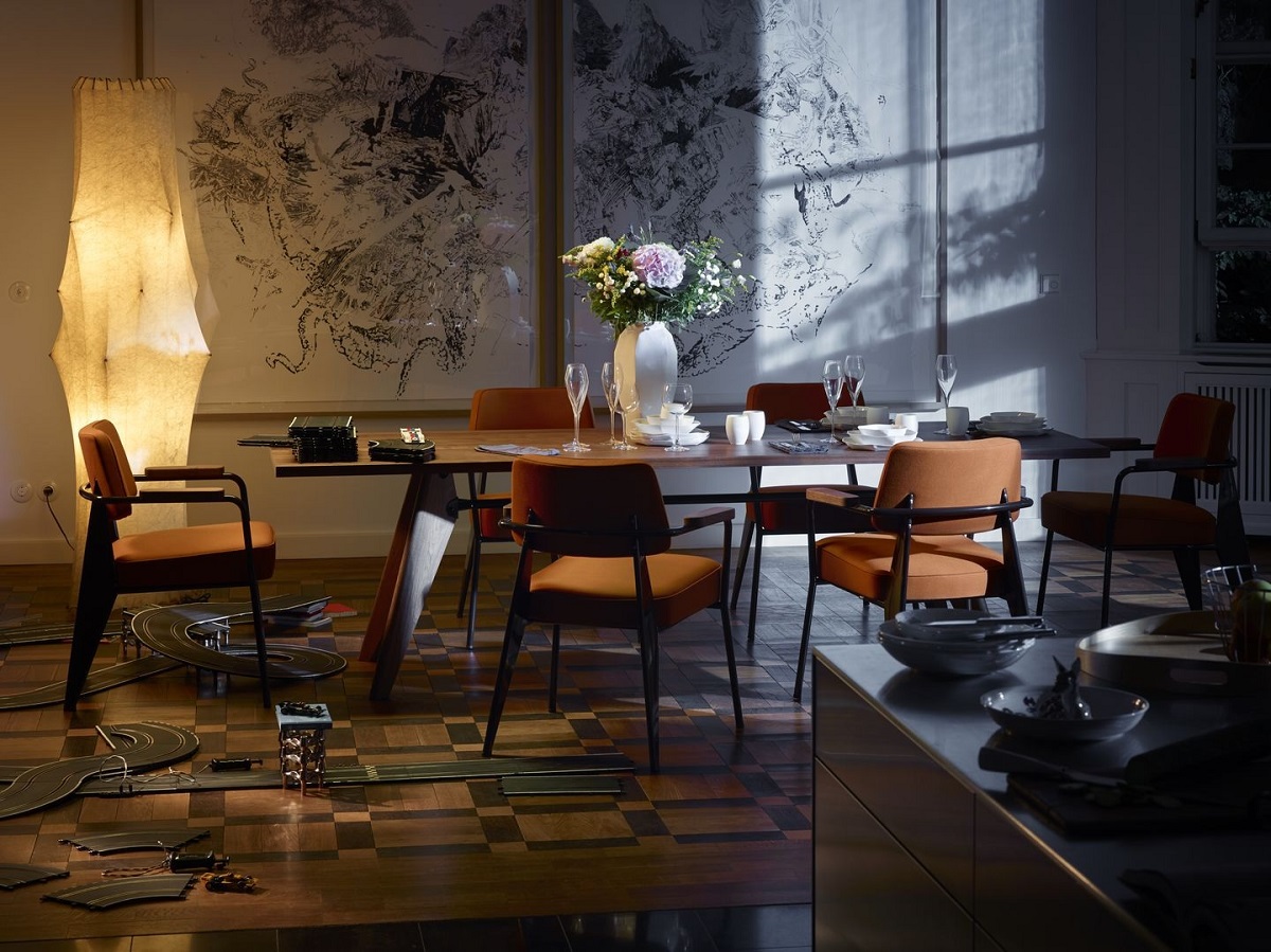 开云（中国） - 桌几|餐桌|办公家具|设计师家具|苏威餐桌